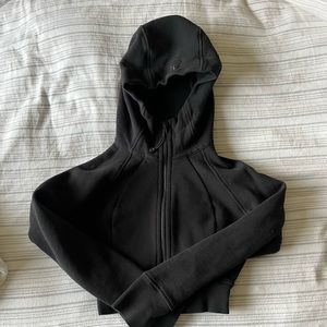 Lululemon full zip cropped scuba in black